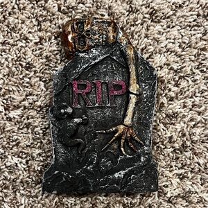 Halloween Decoration - Heavy Skeleton Tombstone